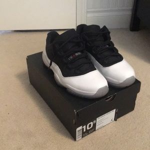 Jordan 11 reverse concord